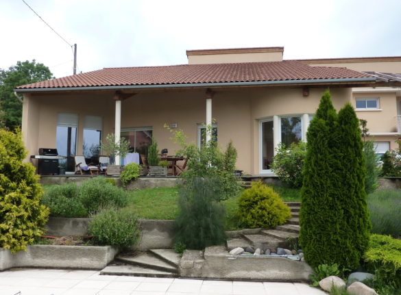 Architectes Fanget Fiard, maison individuelle en Haute-Loire 43